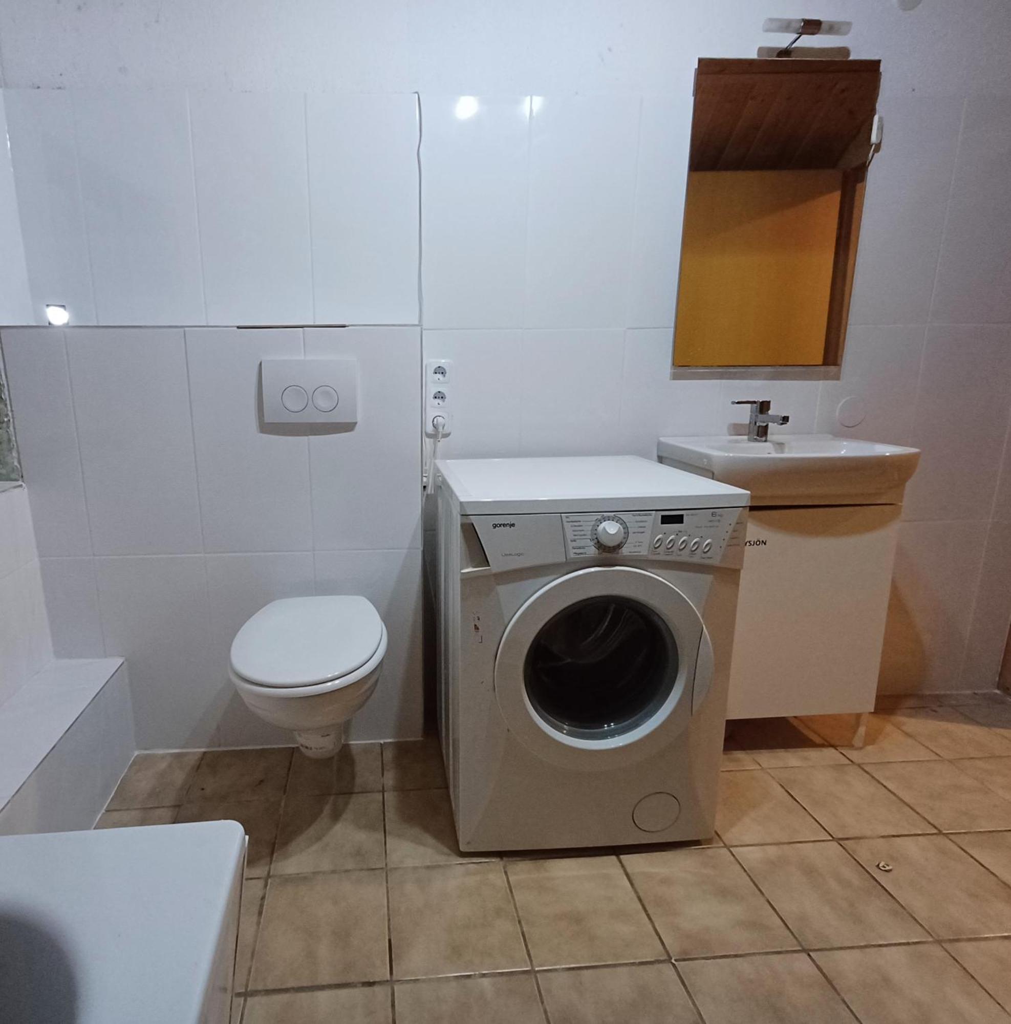 Hopfach Dachwohnung Wolpertshausen Exteriör bild